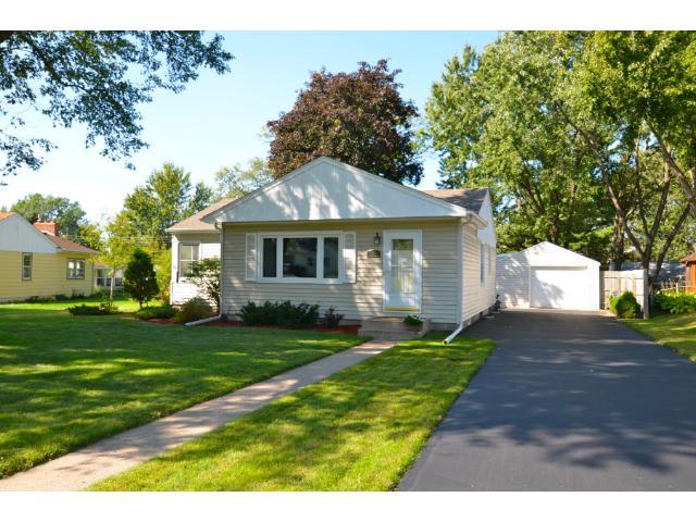 View of Residential at 2923 Arona Street, Roseville MN 55113, Roseville - Mike Wilen | Minnesota Team Real Estate