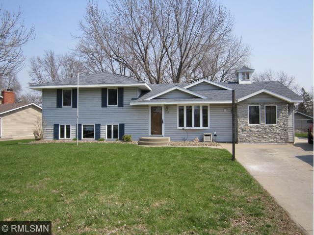 View of Residential at 121 Walnut Circle, Apple Valley MN 55124, Apple Valley - Mike Wilen | Minnesota Team Real Estate