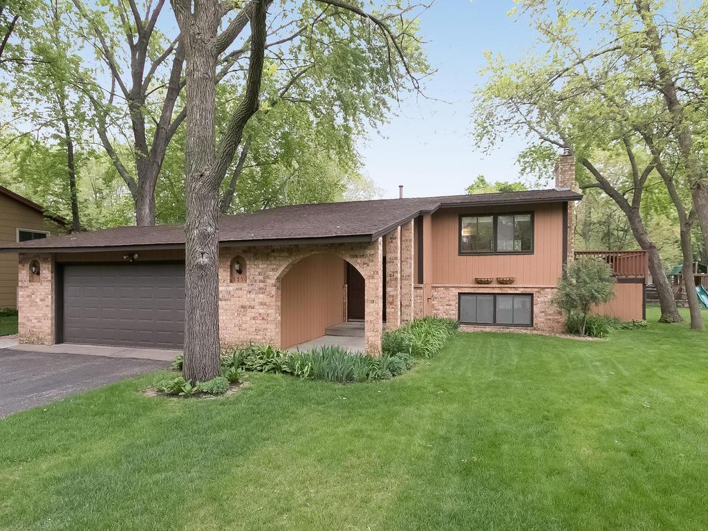 View of Residential at 5550 Schutta Road, Shoreview MN 55126, Shoreview - Mike Wilen | Minnesota Team Real Estate