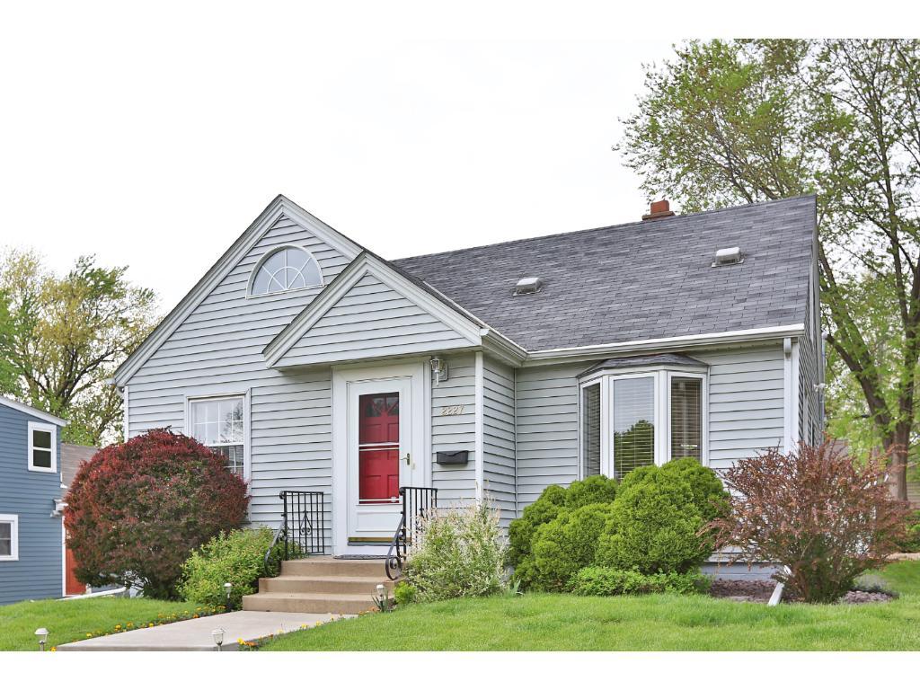View of Residential at 2227 Highland Parkway, Saint Paul MN 55116, Saint Paul - Mike Wilen | Minnesota Team Real Estate