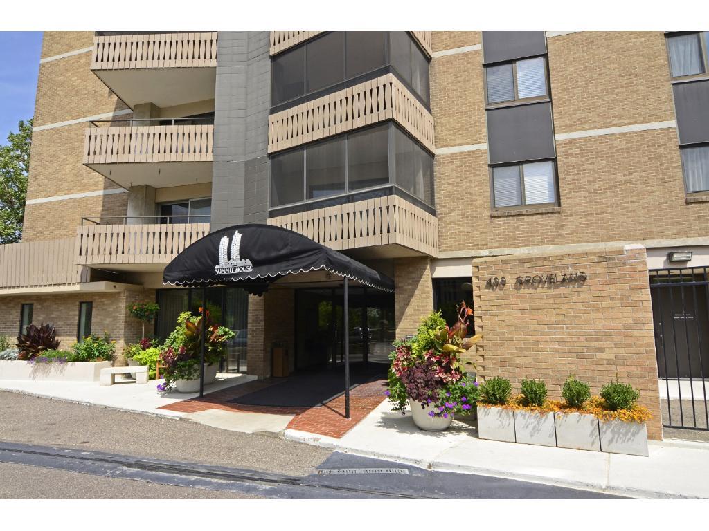 View of Residential at 400 Groveland Avenue #1710, Minneapolis MN 55403, Minneapolis - Mike Wilen | Minnesota Team Real Estate