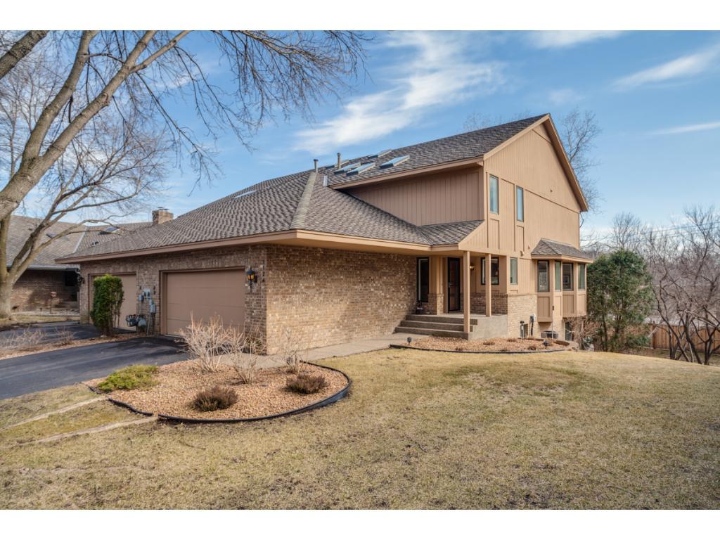 View of Residential at 1124 Hollybrook Drive, Wayzata MN 55391, Wayzata - Mike Wilen | Minnesota Team Real Estate