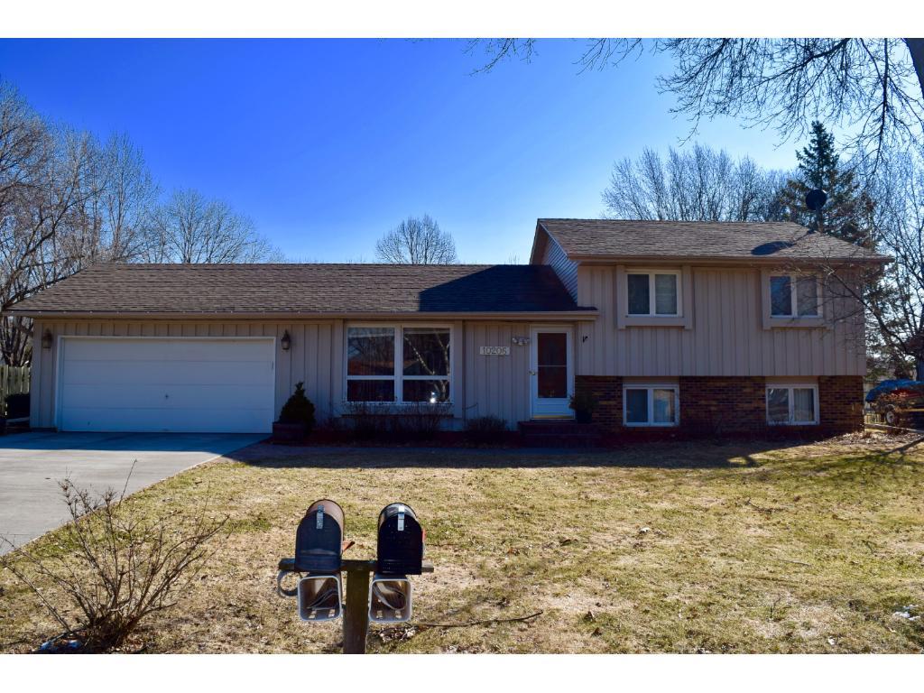 View of Residential at 10206 Pilgrim Lane, Maple Grove MN 55369, Maple Grove - Mike Wilen | Minnesota Team Real Estate