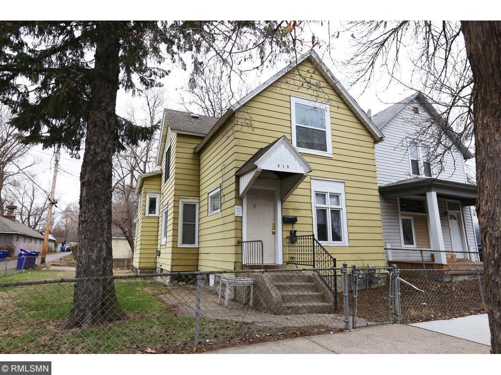 View of Residential Income at 919 Galtier Street, Saint Paul MN 55117, Saint Paul - Mike Wilen | Minnesota Team Real Estate