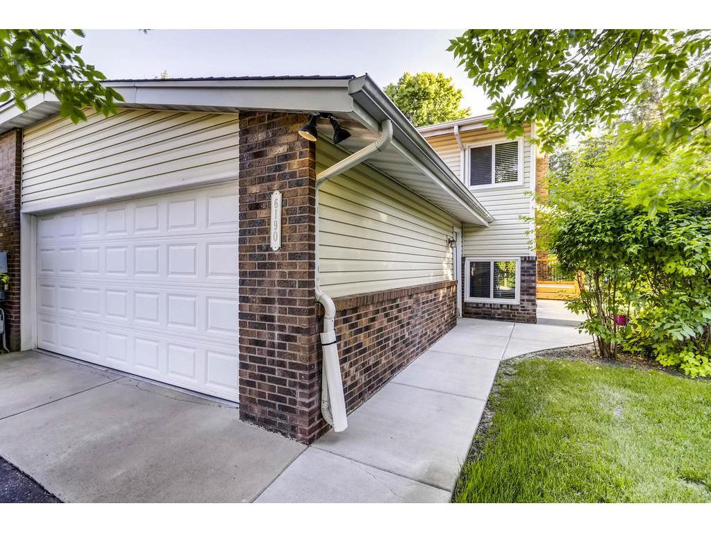 View of Residential at 6190 Creek View Ridge, Minnetonka MN 55345, Minnetonka - Mike Wilen | Minnesota Team Real Estate