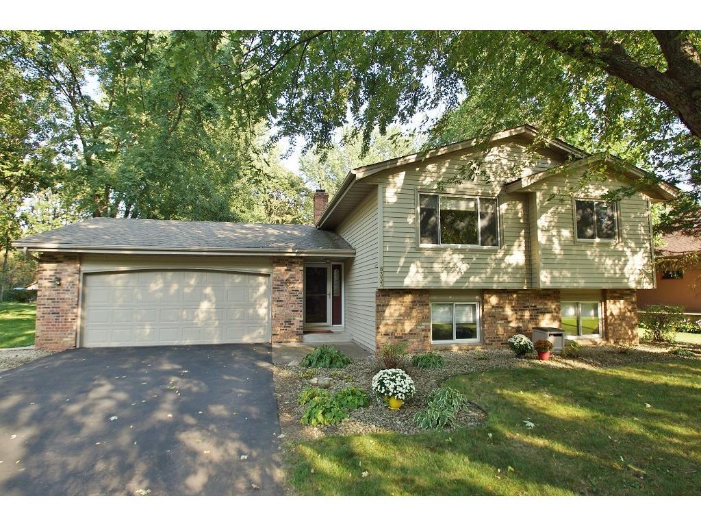 View of Residential at 8333 Knollwood Drive, Mounds View MN 55112, Mounds View - Mike Wilen | Minnesota Team Real Estate