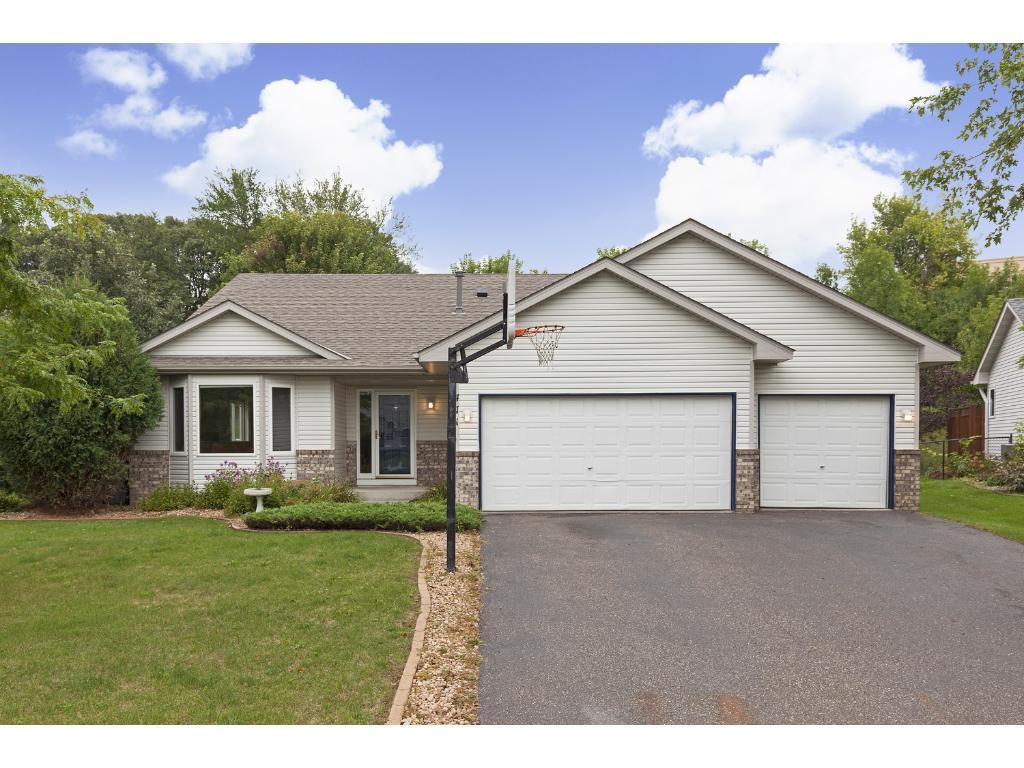 View of Residential at 471 Doncaster Way, Woodbury MN 55125, Woodbury - Mike Wilen | Minnesota Team Real Estate