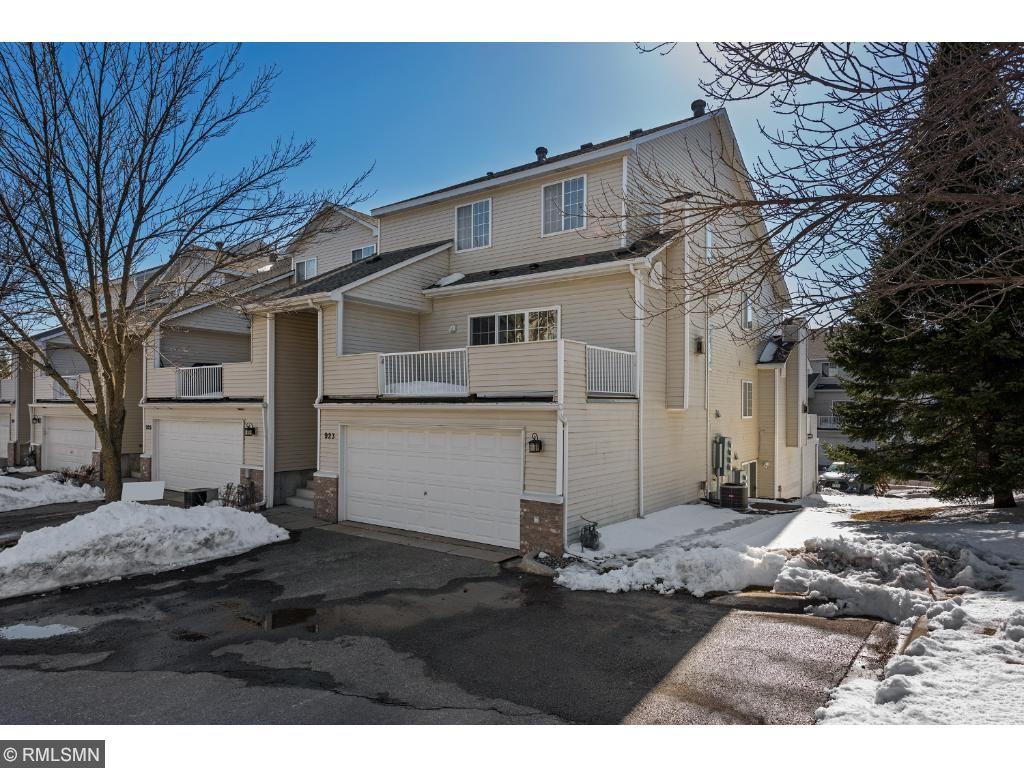 View of Residential at 923 Santa Vera Drive, Chanhassen MN 55317, Chanhassen - Mike Wilen | Minnesota Team Real Estate