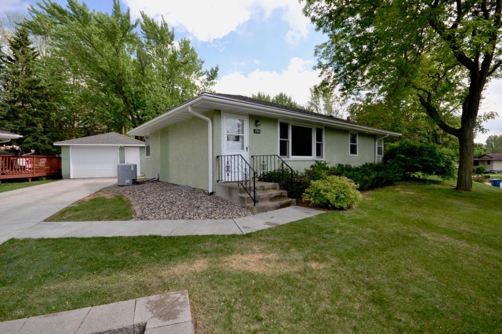 View of Residential at 2762 Longview Drive, Maplewood MN 55109, Maplewood - Mike Wilen | Minnesota Team Real Estate