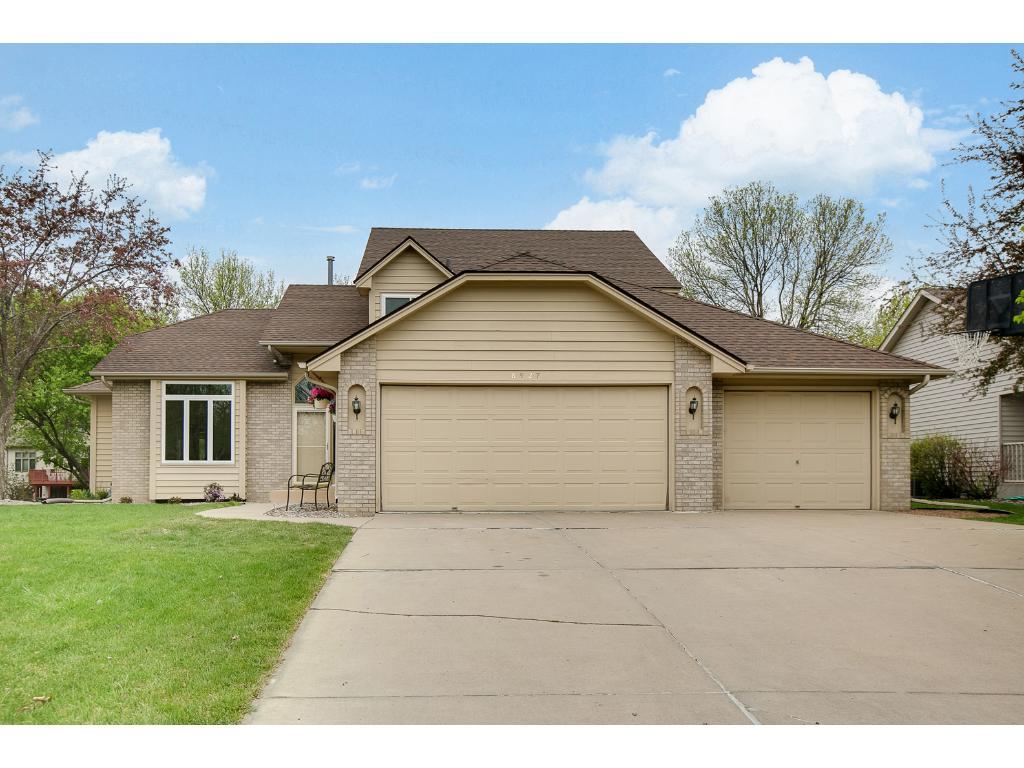 View of Residential at 8927 Vickors Crossing, Brooklyn Park MN 55443, Brooklyn Park - Mike Wilen | Minnesota Team Real Estate