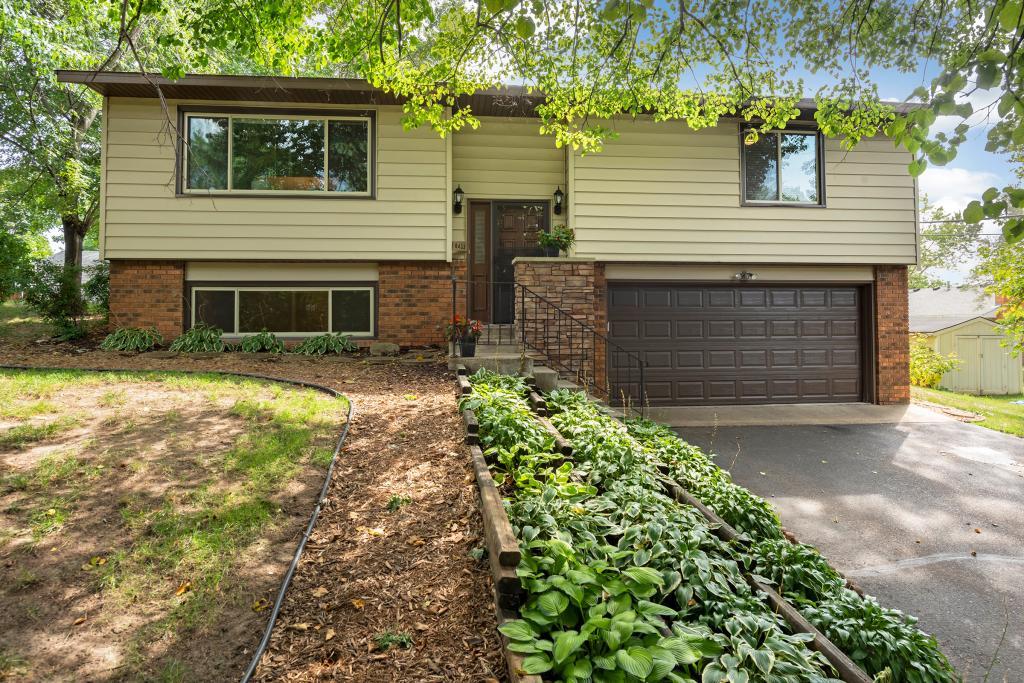 View of Residential at 8433 62nd Avenue, New Hope MN 55428, New Hope - Mike Wilen | Minnesota Team Real Estate