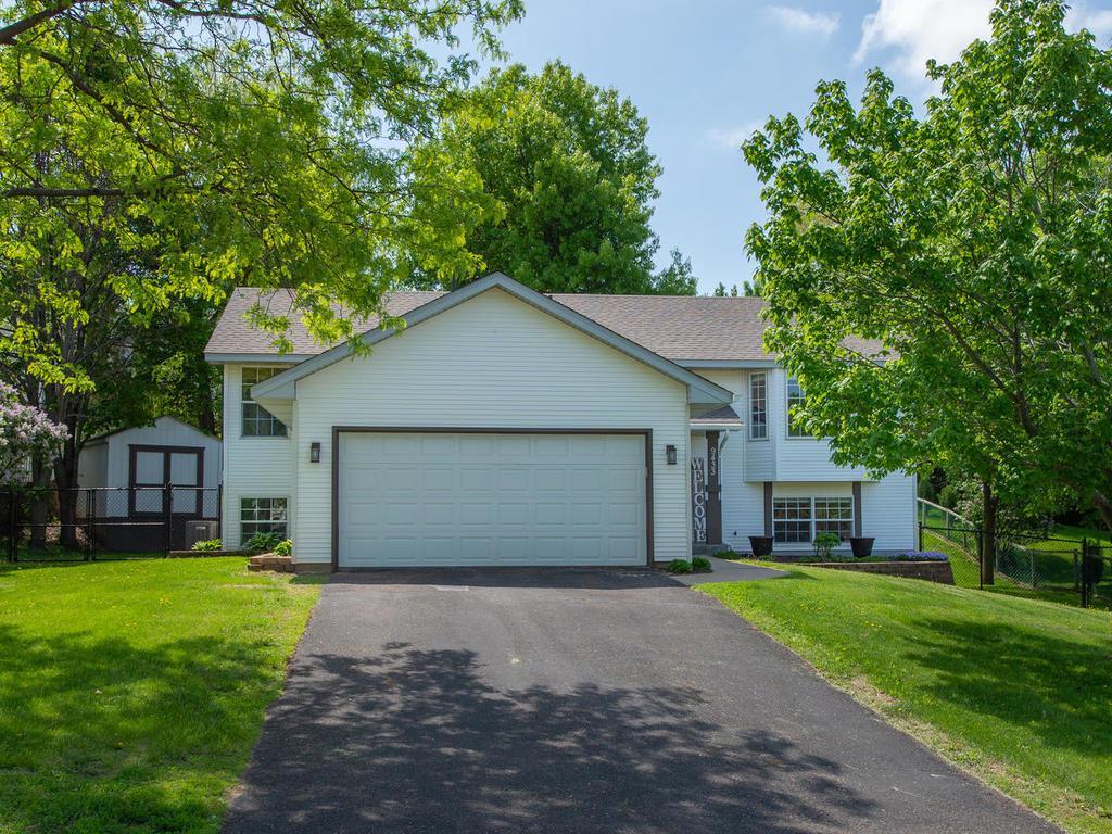 View of Residential at 9433 93rd Street, Cottage Grove MN 55016, Cottage Grove - Mike Wilen | Minnesota Team Real Estate