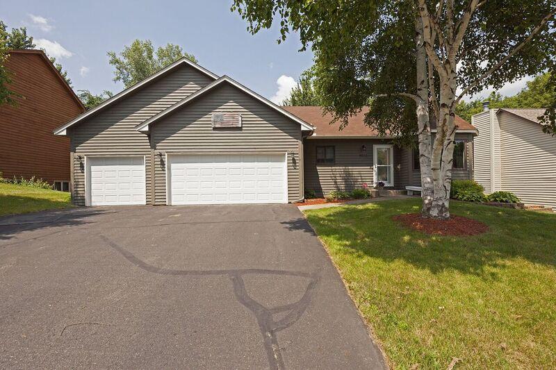View of Residential at 9722 Purgatory Road, Eden Prairie MN 55347, Eden Prairie - Mike Wilen | Minnesota Team Real Estate
