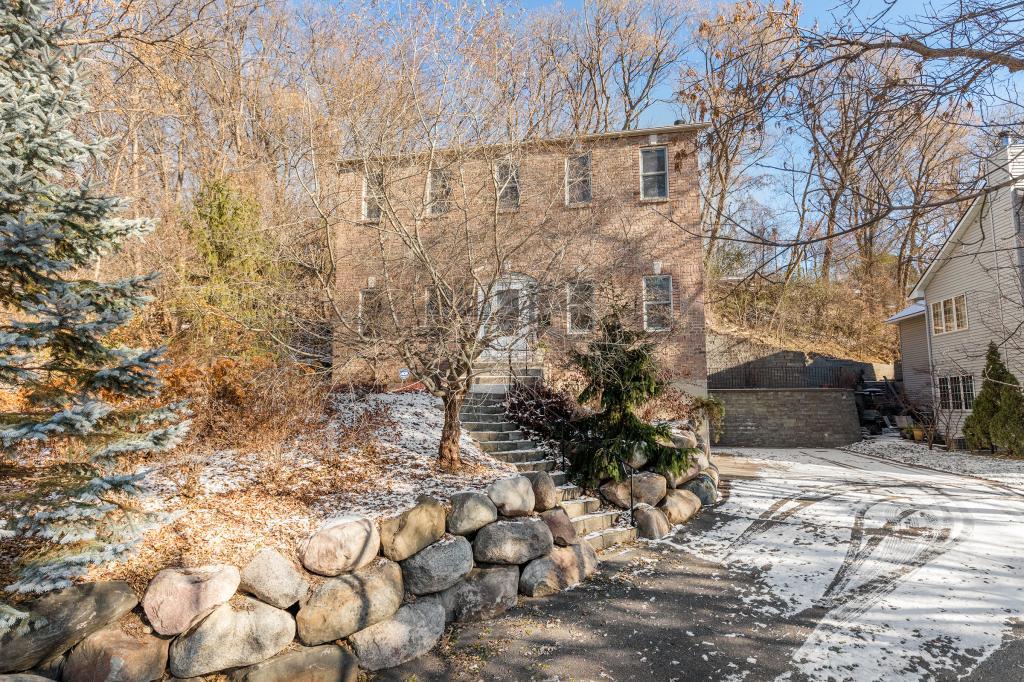 View of Residential at 2410 Edgcumbe Road, Saint Paul MN 55116, Saint Paul - Mike Wilen | Minnesota Team Real Estate