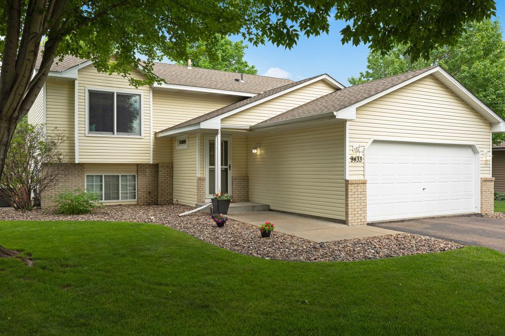 View of Residential at 9433 Jareau Avenue, Cottage Grove MN 55016, Cottage Grove - Mike Wilen | Minnesota Team Real Estate