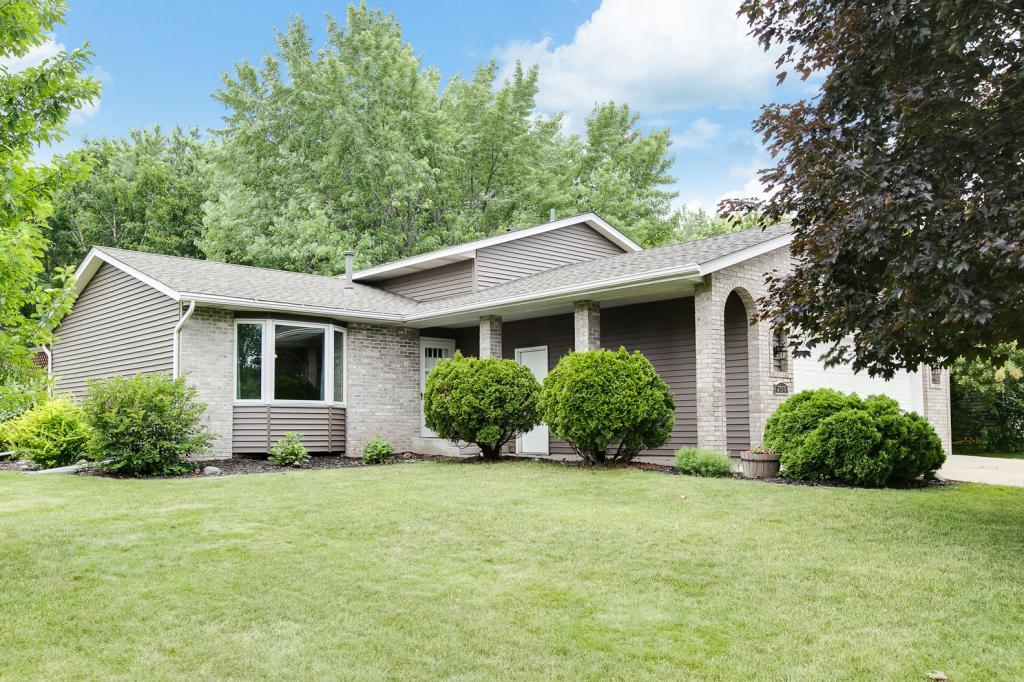 View of Residential at 2318 Hamlet Avenue, Oakdale MN 55128, Oakdale - Mike Wilen | Minnesota Team Real Estate
