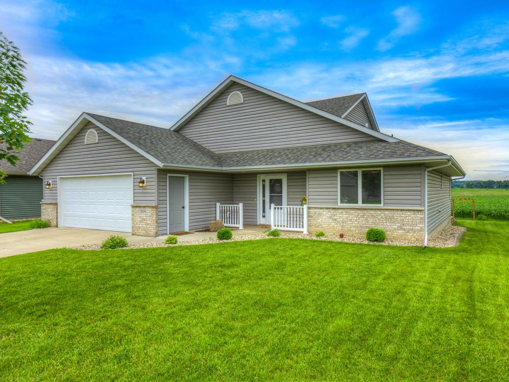 View of Residential at 809 Prairie Oak Drive, Belle Plaine MN 56011, Belle Plaine - Mike Wilen | Minnesota Team Real Estate