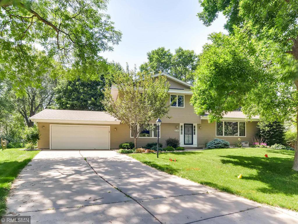 View of Residential at 2136 Cameron Drive, Woodbury MN 55125, Woodbury - Mike Wilen | Minnesota Team Real Estate