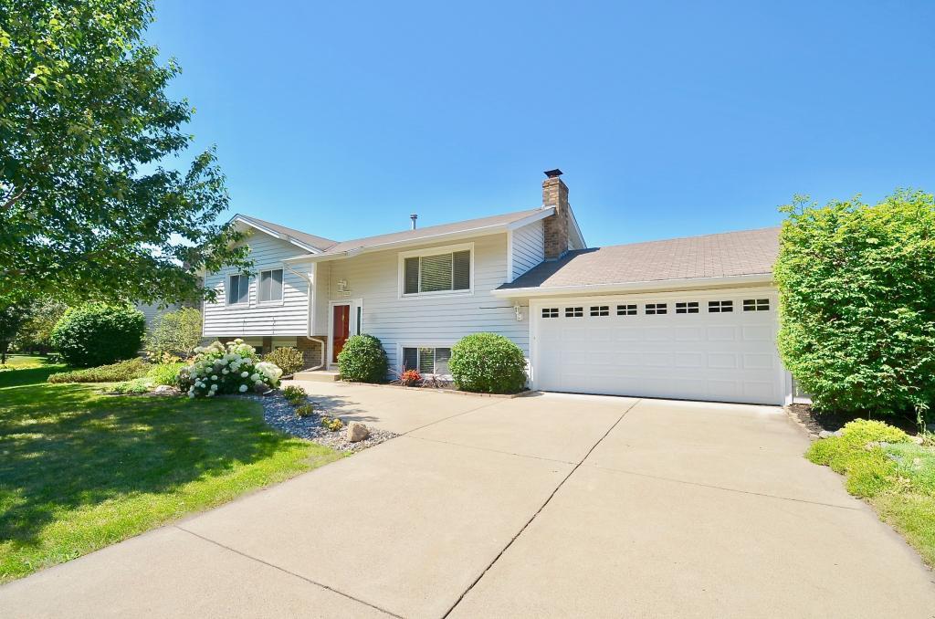 View of Residential at 10625 Wyoming Circle, Bloomington MN 55438, Bloomington - Mike Wilen | Minnesota Team Real Estate