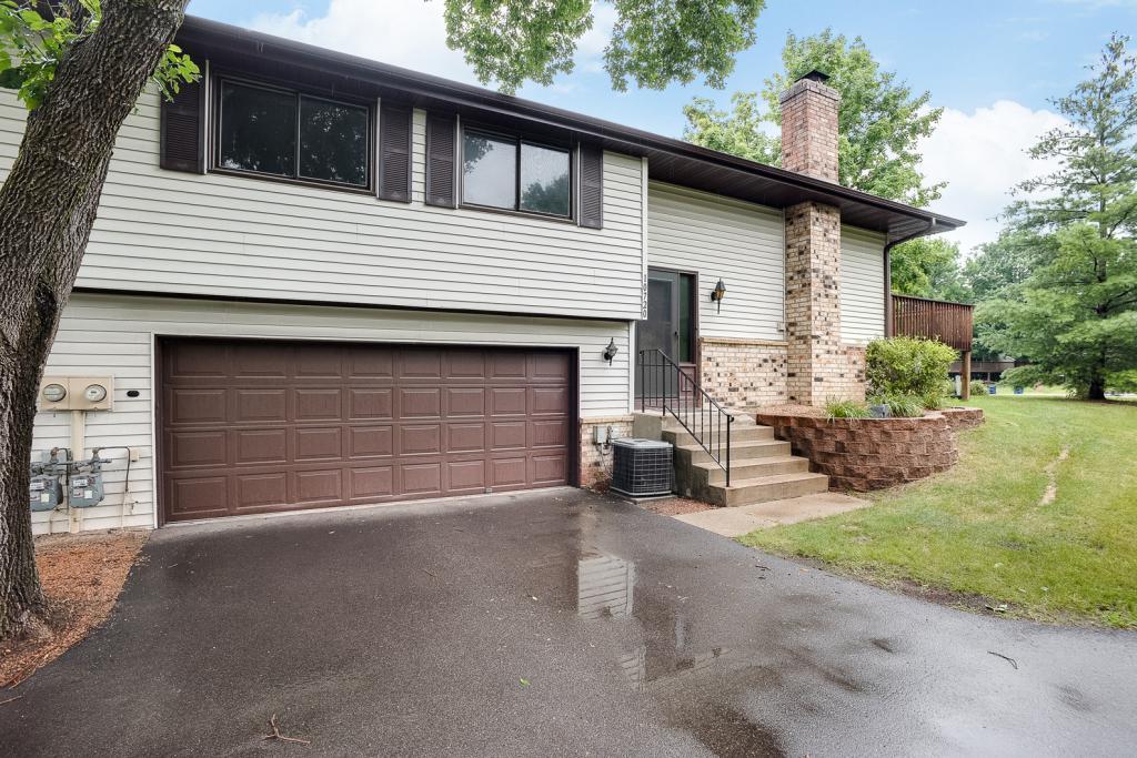 View of Residential at 10720 Zinran Circle, Bloomington MN 55438, Bloomington - Mike Wilen | Minnesota Team Real Estate