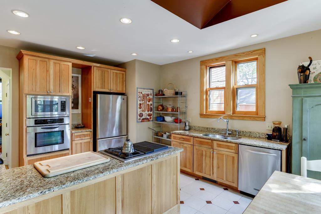 View of Residential at 610 5th Street, Minneapolis MN 55414, Minneapolis - Mike Wilen | Minnesota Team Real Estate