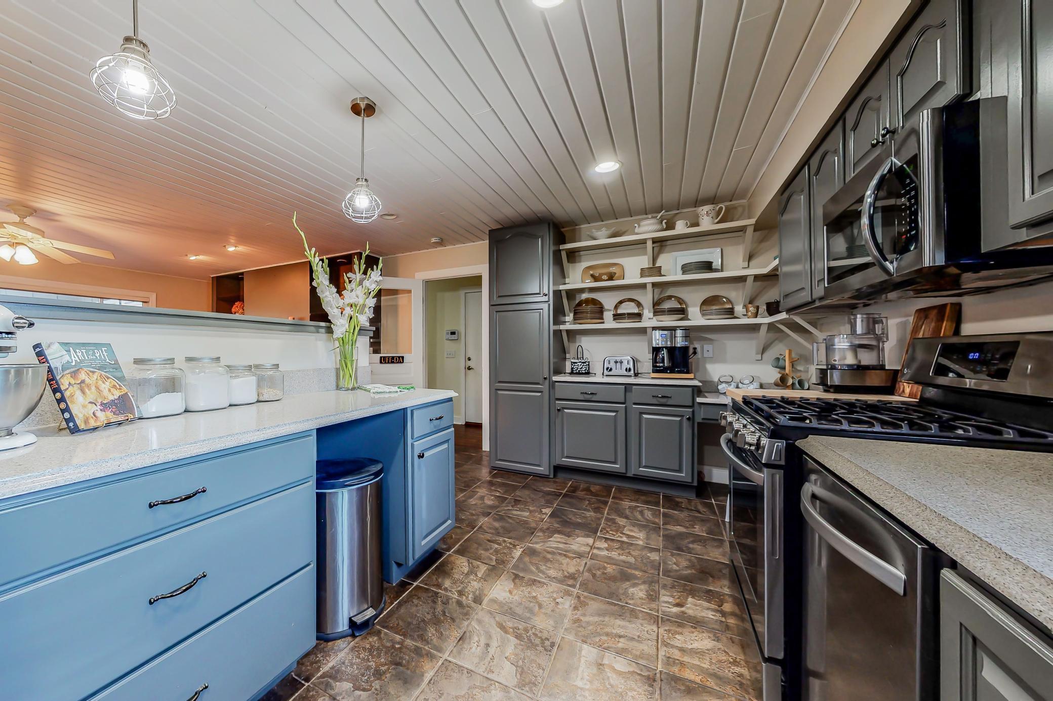 View of Residential at 950 Redwood Drive, Apple Valley MN 55124, Apple Valley - Mike Wilen | Minnesota Team Real Estate