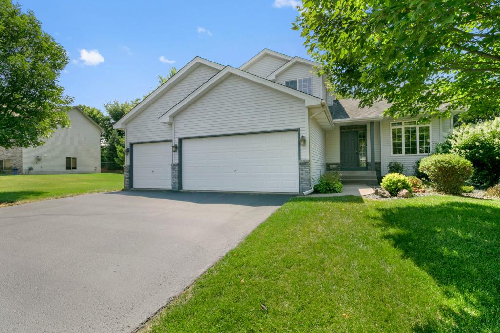 View of Residential at 22119 Red Oak Drive, Rogers MN 55374, Rogers - Mike Wilen | Minnesota Team Real Estate