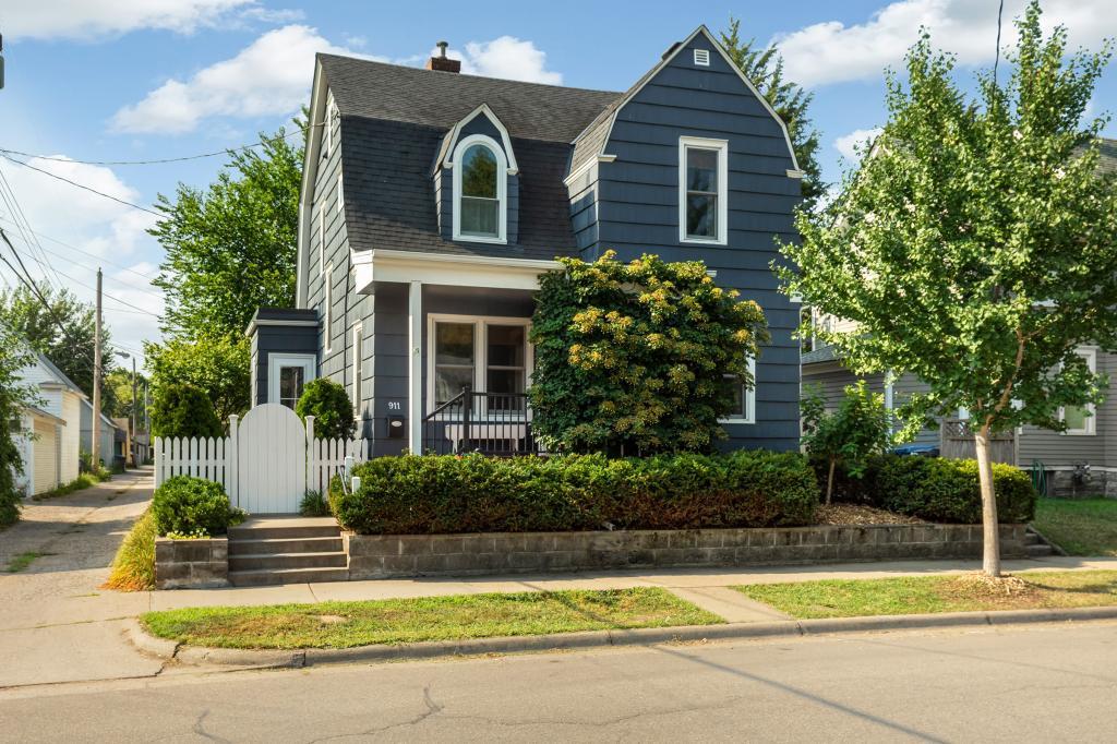 View of Residential at 911 27th Street, Minneapolis MN 55408, Minneapolis - Mike Wilen | Minnesota Team Real Estate