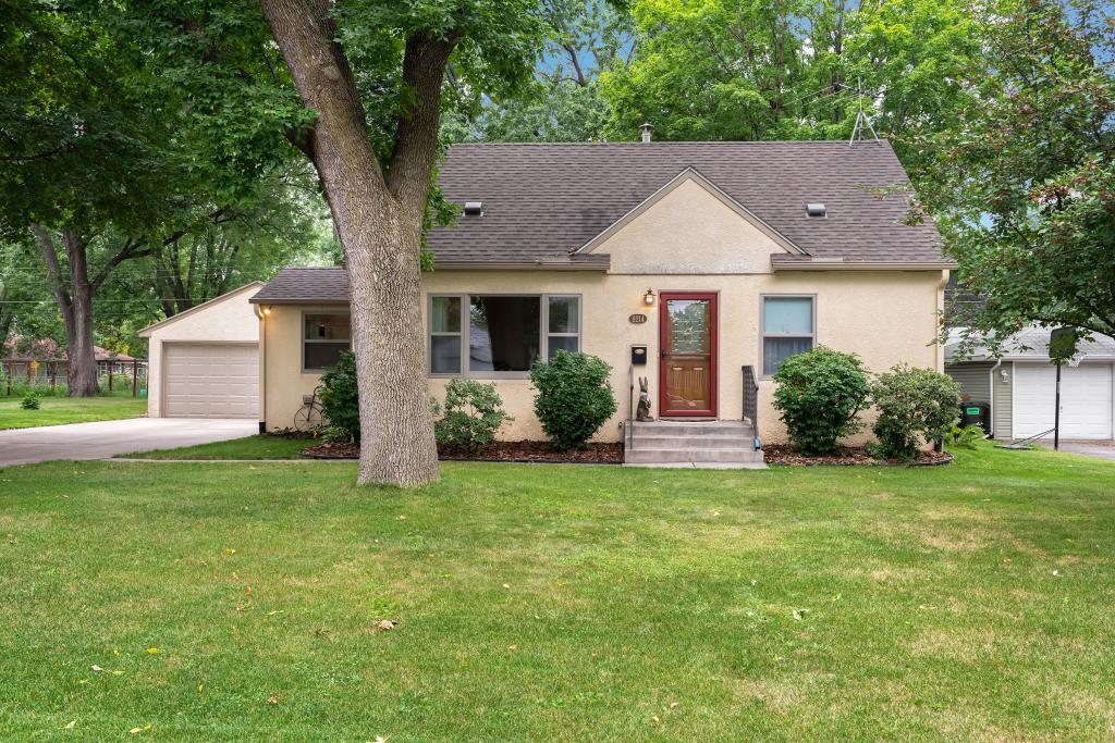 View of Residential at 8214 Harriet Avenue, Bloomington MN 55420, Bloomington - Mike Wilen | Minnesota Team Real Estate
