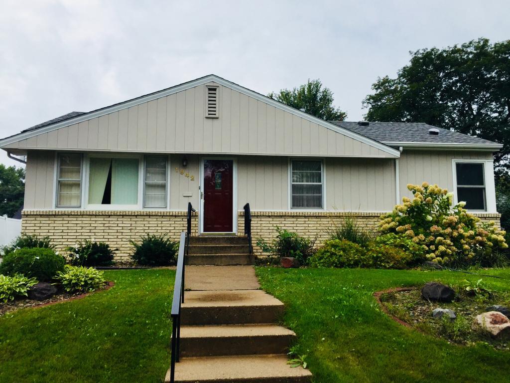 View of Residential at 1942 Morgan Avenue, Saint Paul MN 55116, Saint Paul - Mike Wilen | Minnesota Team Real Estate