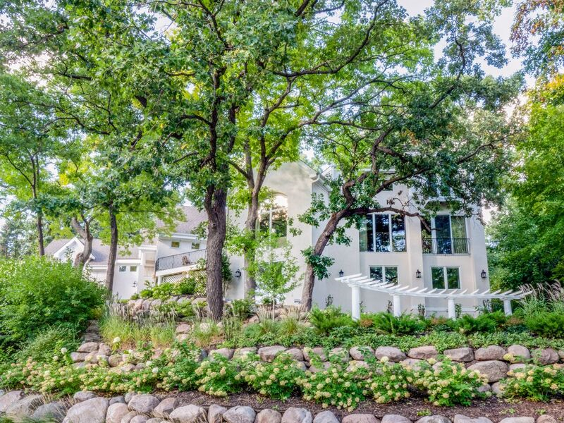 View of Residential at 817 Westwood Drive, Golden Valley MN 55416, Golden Valley - Mike Wilen | Minnesota Team Real Estate
