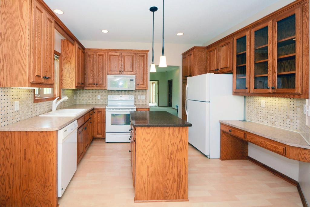 View of Residential at 316 Summer Place, Maplewood MN 55117, Maplewood - Mike Wilen | Minnesota Team Real Estate