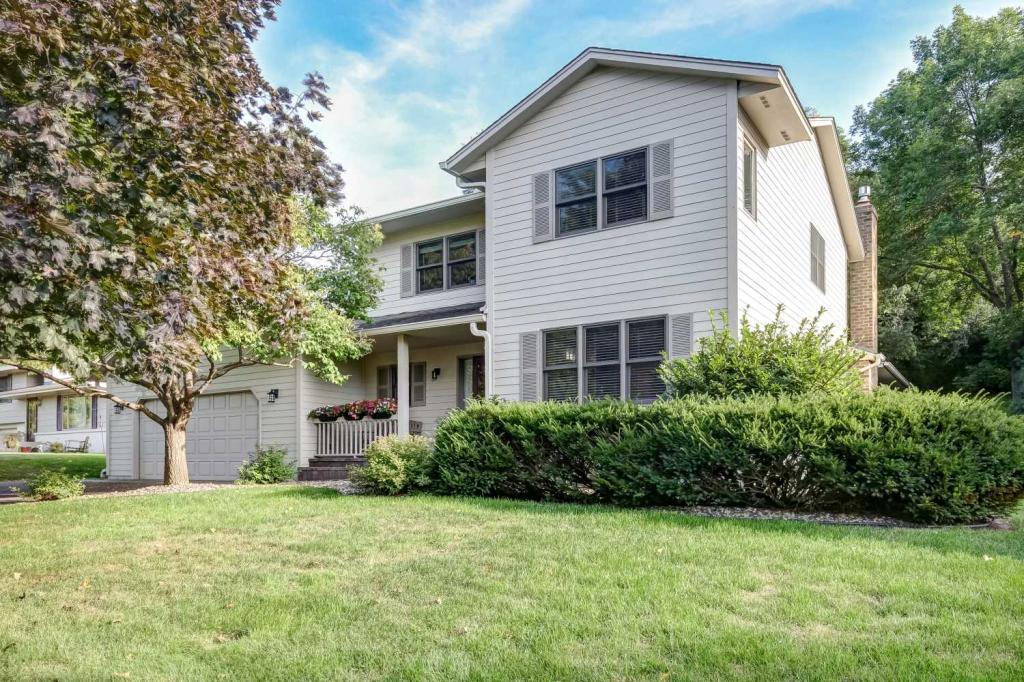 View of Residential at 11263 Creekridge Drive, Eden Prairie MN 55347, Eden Prairie - Mike Wilen | Minnesota Team Real Estate