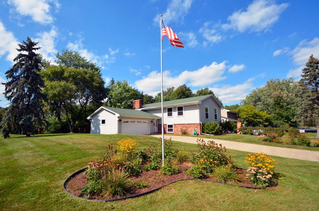 View of Residential at 2448 Lamplight Drive, Woodbury MN 55125, Woodbury - Mike Wilen | Minnesota Team Real Estate