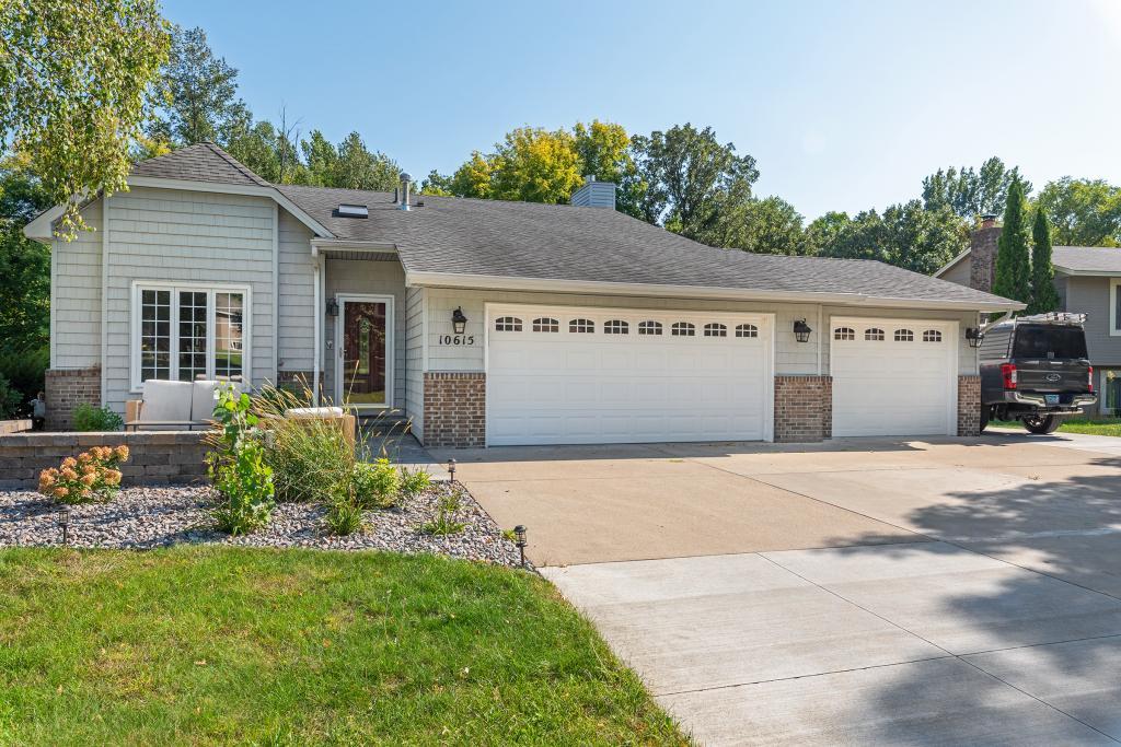 View of Residential at 10615 48th Avenue, Plymouth MN 55442, Plymouth - Mike Wilen | Minnesota Team Real Estate