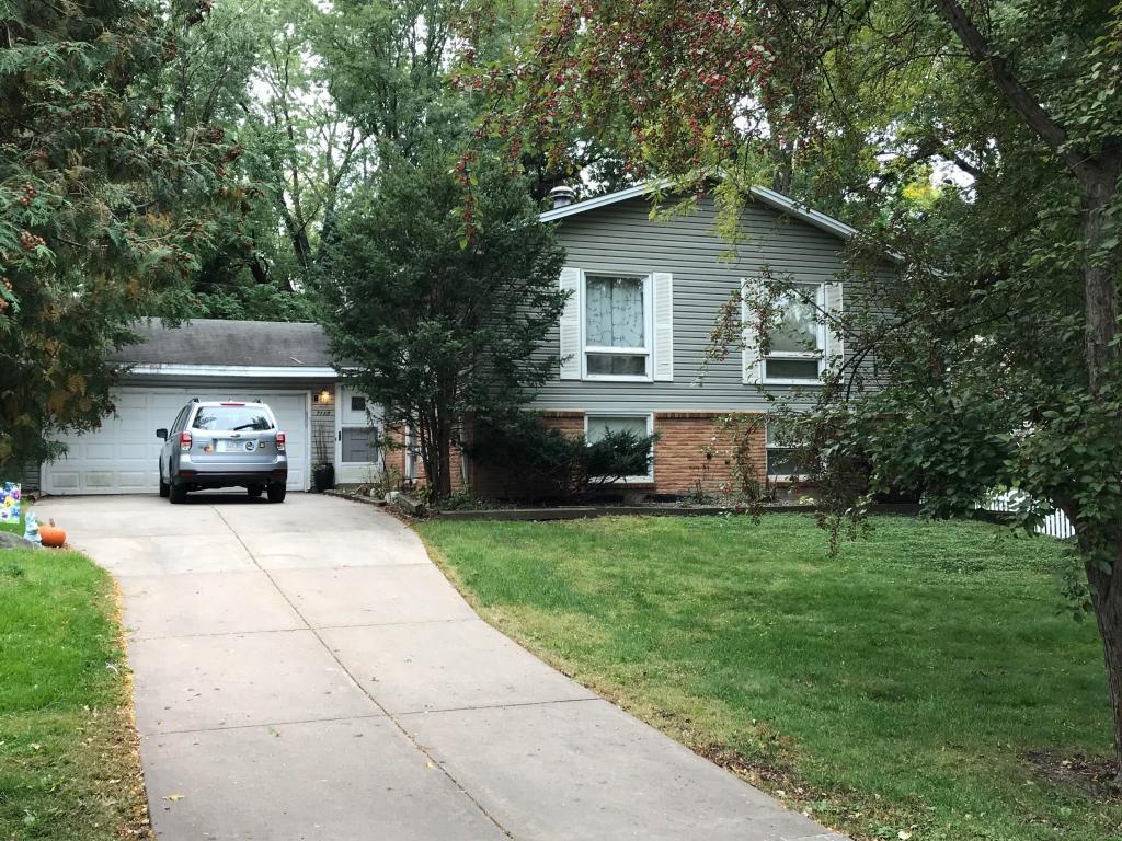 View of Residential at 7117 Windgate Road, Woodbury MN 55125, Woodbury - Mike Wilen | Minnesota Team Real Estate