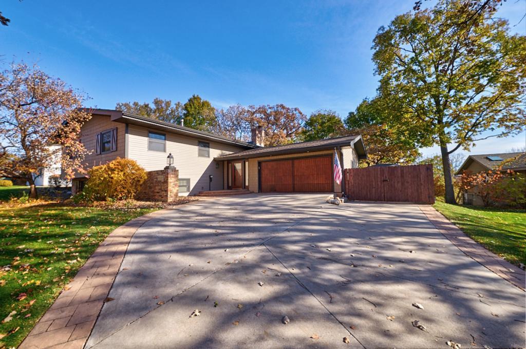 View of Residential at 10301 10th Avenue Circle, Bloomington MN 55420, Bloomington - Mike Wilen | Minnesota Team Real Estate