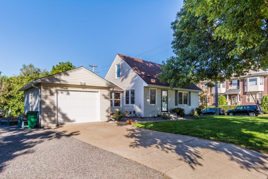 View of Residential at 1600 Zarthan Avenue, Saint Louis Park MN 55416, Saint Louis Park - Mike Wilen | Minnesota Team Real Estate