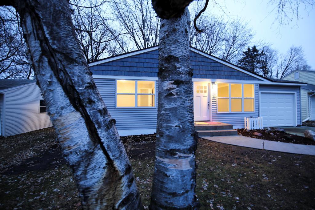 View of Residential at 1076 Harmon Avenue, West Saint Paul MN 55118, West Saint Paul - Mike Wilen | Minnesota Team Real Estate