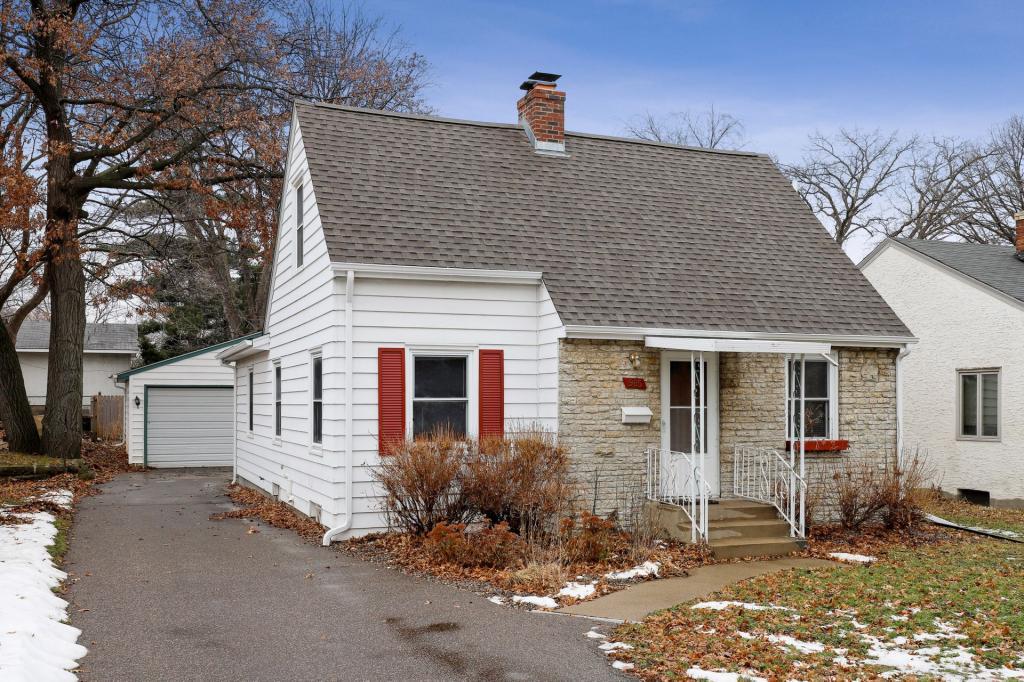 View of Residential at 985 Winslow Avenue, West Saint Paul MN 55118, West Saint Paul - Mike Wilen | Minnesota Team Real Estate