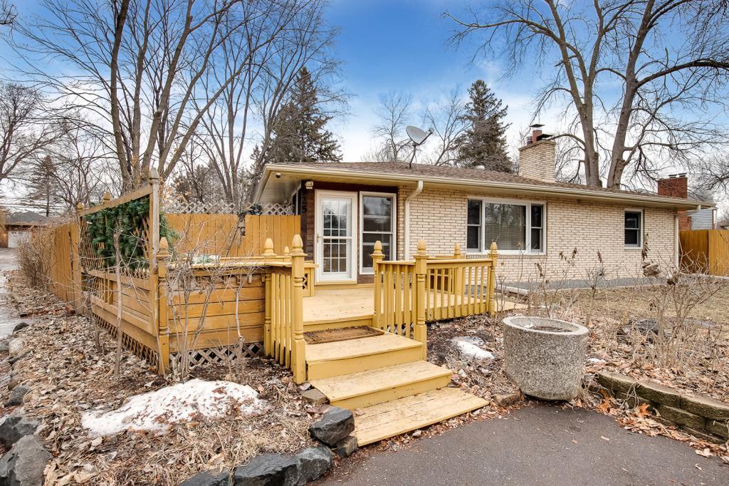 View of Residential at 925 Sherren Street, Roseville MN 55113, Roseville - Mike Wilen | Minnesota Team Real Estate