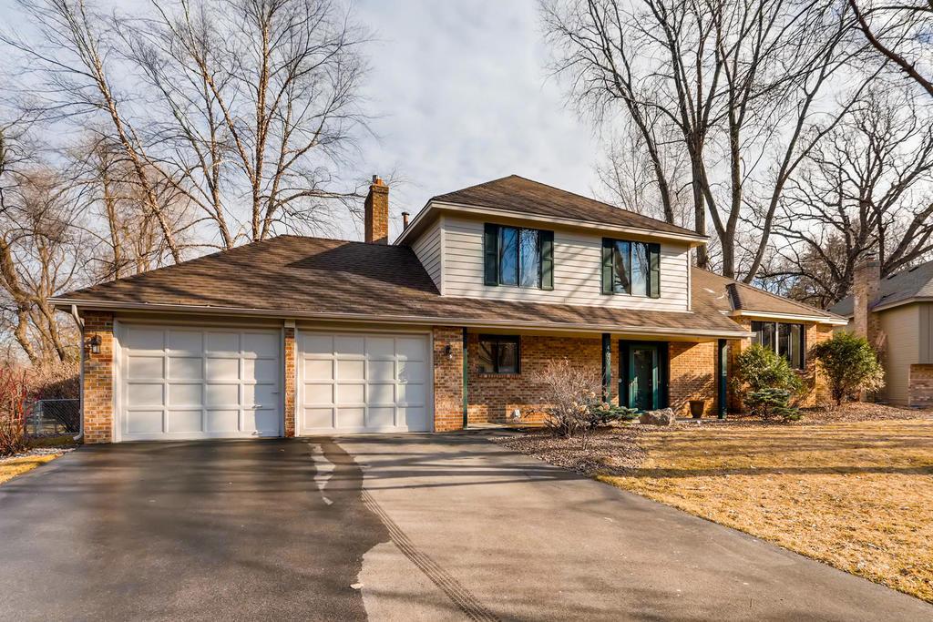 View of Residential at 4609 Saddlewood Drive, Minnetonka MN 55345, Minnetonka - Mike Wilen | Minnesota Team Real Estate