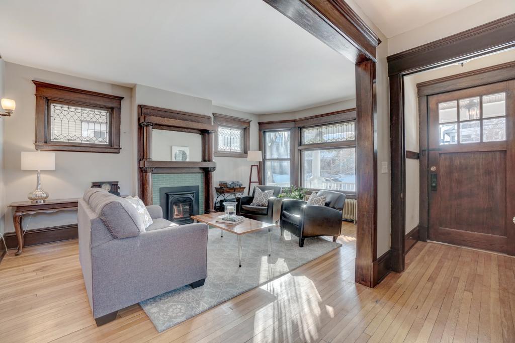 View of Residential at 847 Laurel Avenue, Saint Paul MN 55104, Saint Paul - Mike Wilen | Minnesota Team Real Estate