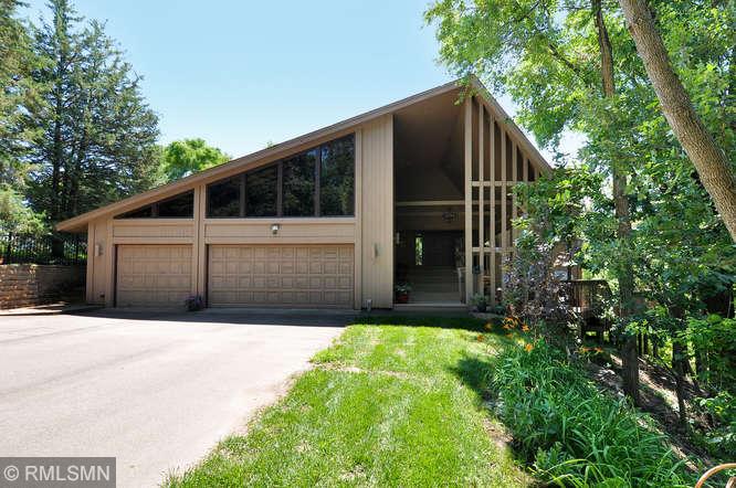 View of Residential at 3721 Overlook Drive, Bloomington MN 55431, Bloomington - Mike Wilen | Minnesota Team Real Estate