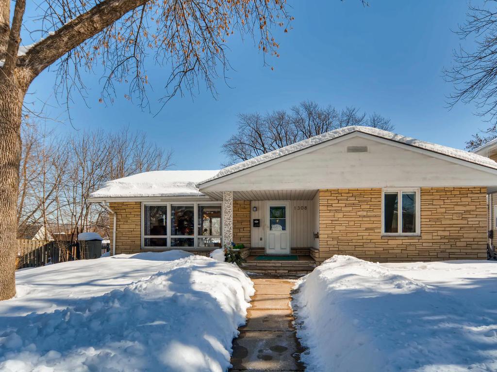 View of Residential at 1308 Edgcumbe Road, Saint Paul MN 55116, Saint Paul - Mike Wilen | Minnesota Team Real Estate