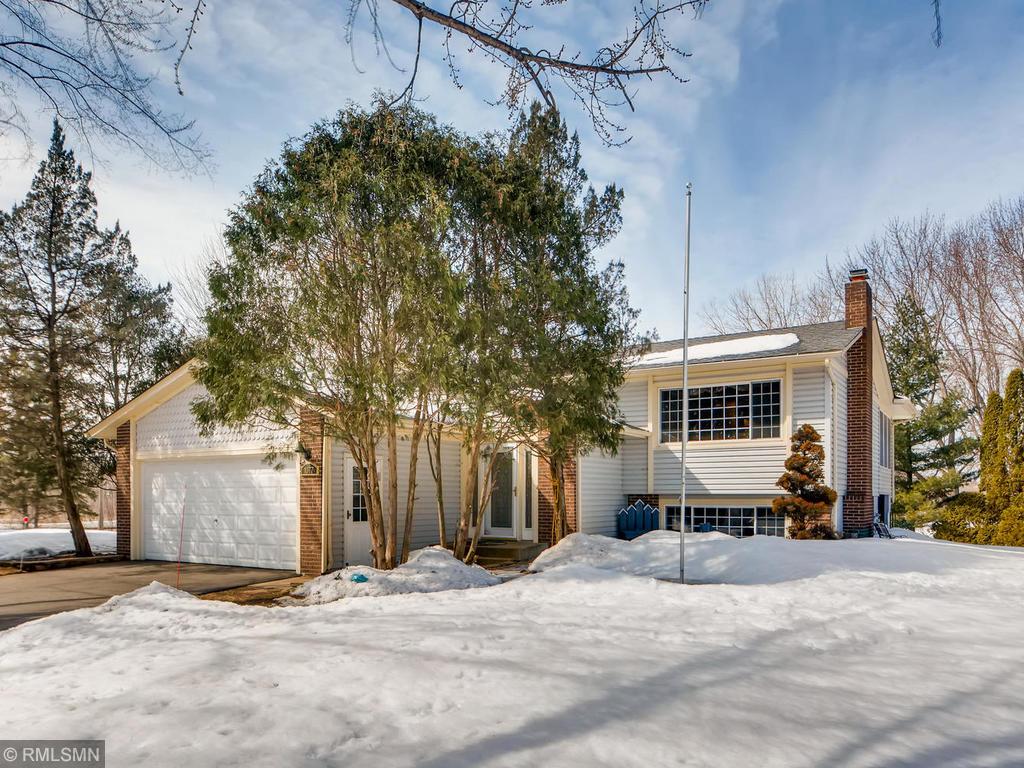 View of Residential at 1077 Churchill Court, Shoreview MN 55126, Shoreview - Mike Wilen | Minnesota Team Real Estate