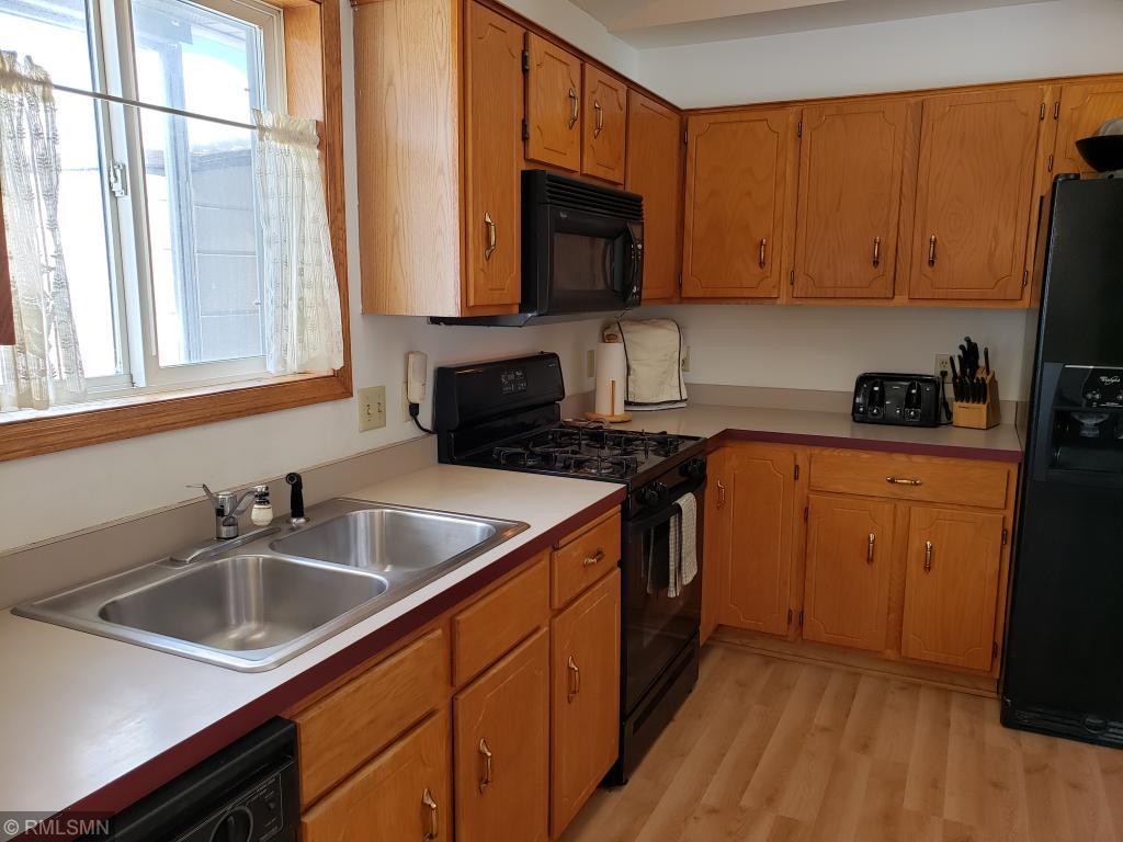 View of Residential at 7276 31st Street, Oakdale MN 55128, Oakdale - Mike Wilen | Minnesota Team Real Estate