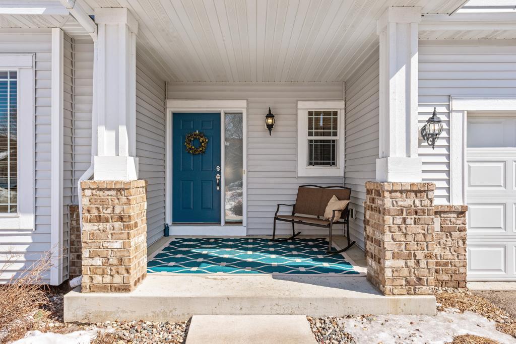 View of Residential at 915 Drew Drive, Woodbury MN 55129, Woodbury - Mike Wilen | Minnesota Team Real Estate