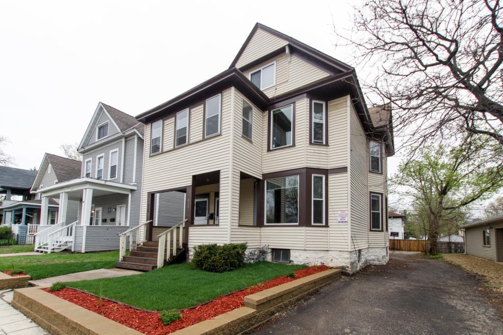 View of Residential Income at 833 Selby Avenue, Saint Paul MN 55104, Saint Paul - Mike Wilen | Minnesota Team Real Estate