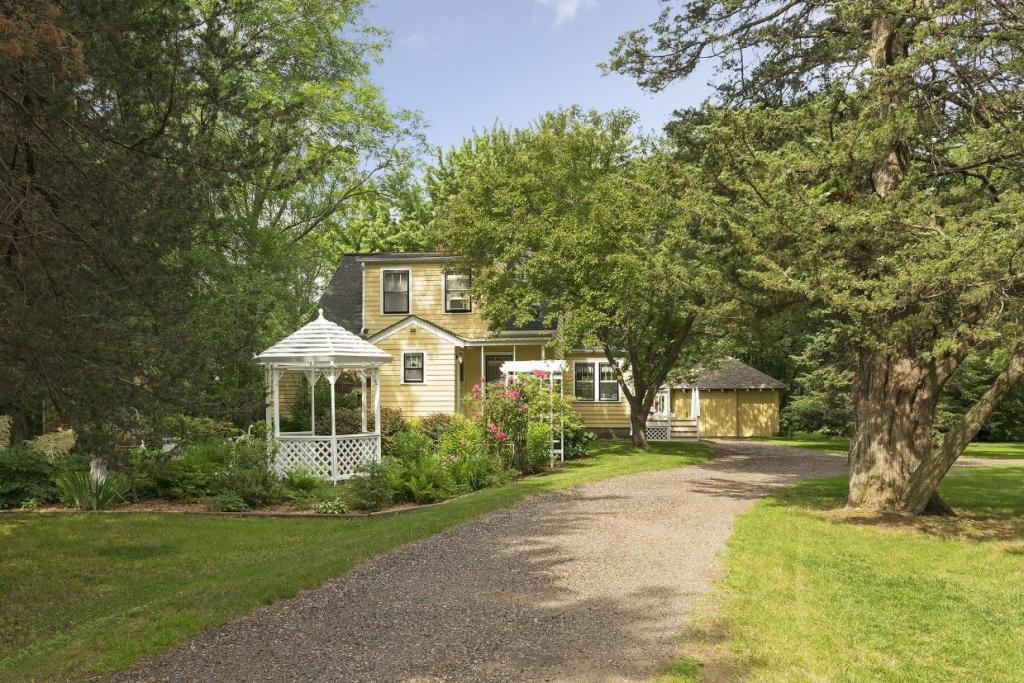 View of Residential at 20620 Manning Trail, Scandia MN 55073, Scandia - Mike Wilen | Minnesota Team Real Estate